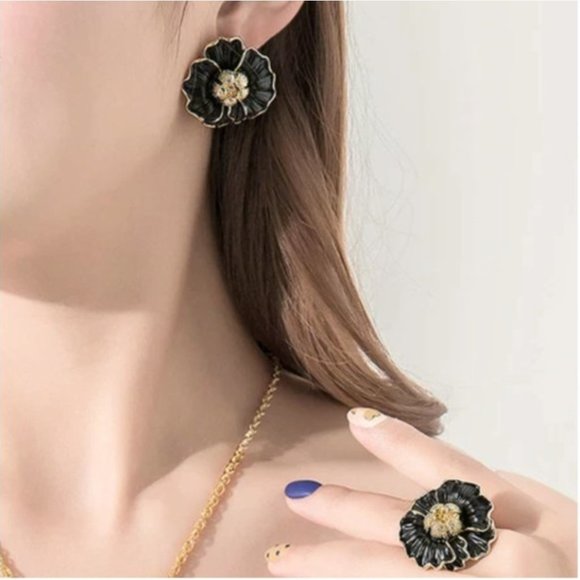 Sale Italian Jewelry Back Flower Ring - Picture 3 of 12